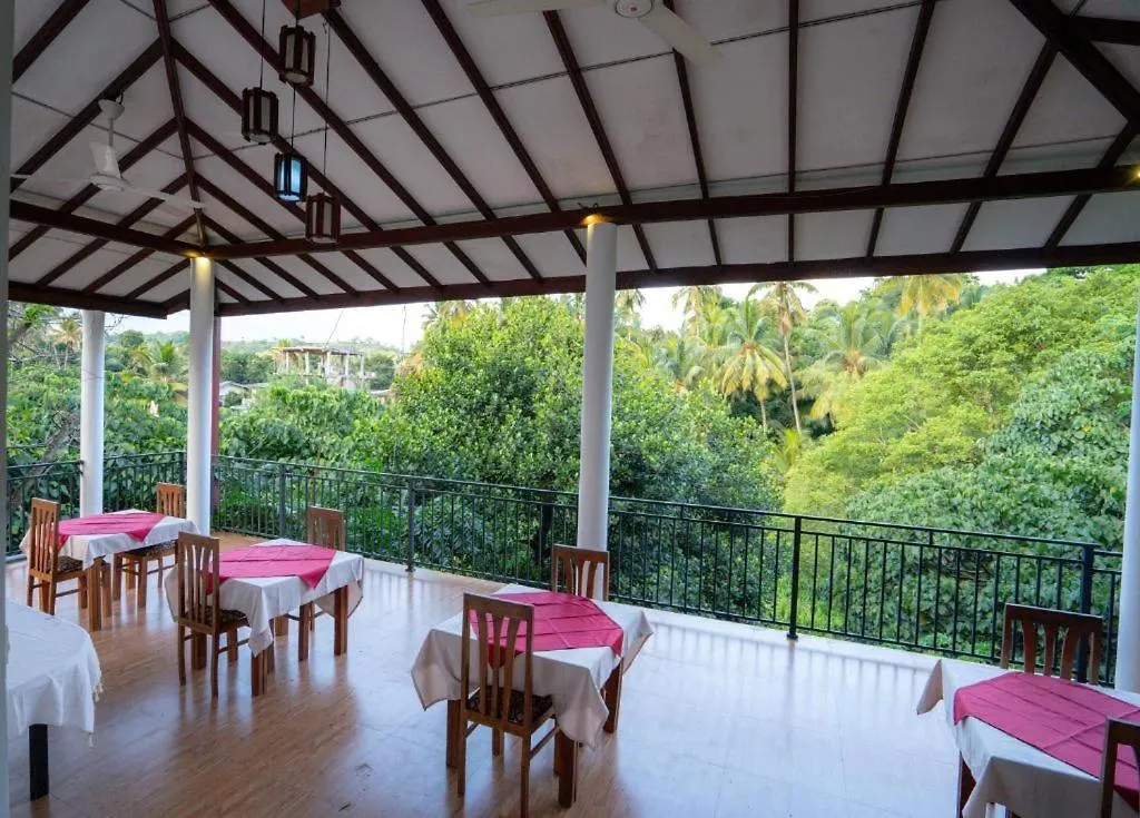 Hotel Kandy Grand Hill